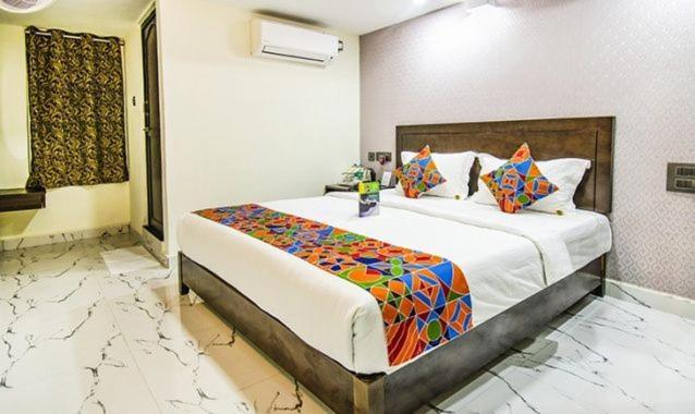 Princepark Vellore Exterior photo