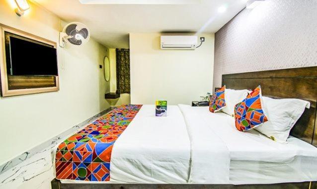 Princepark Vellore Exterior photo