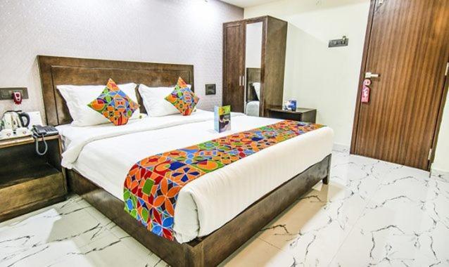 Princepark Vellore Exterior photo