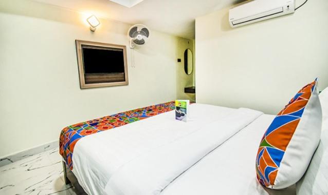 Princepark Vellore Exterior photo