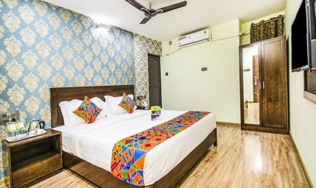 Princepark Vellore Exterior photo